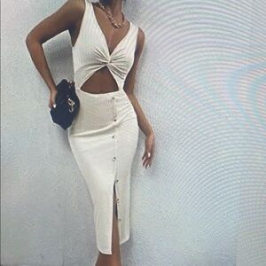 Elegant Cream Maxi Dress